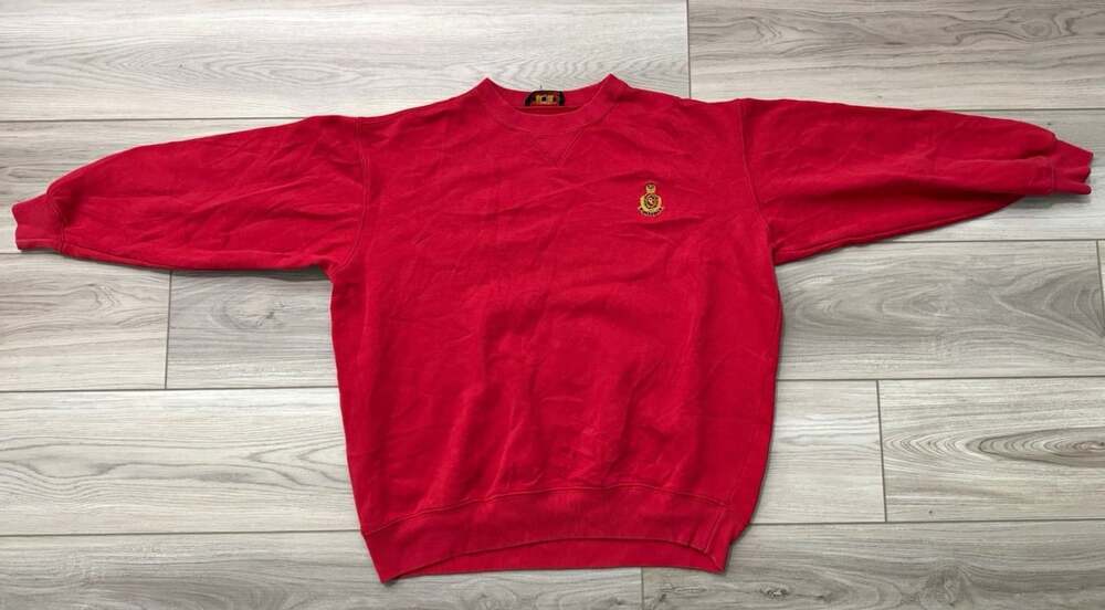 Vintage 90s Charter Club Crest Crewneck Sweatshirt Red Boxy Preppy Embroidered